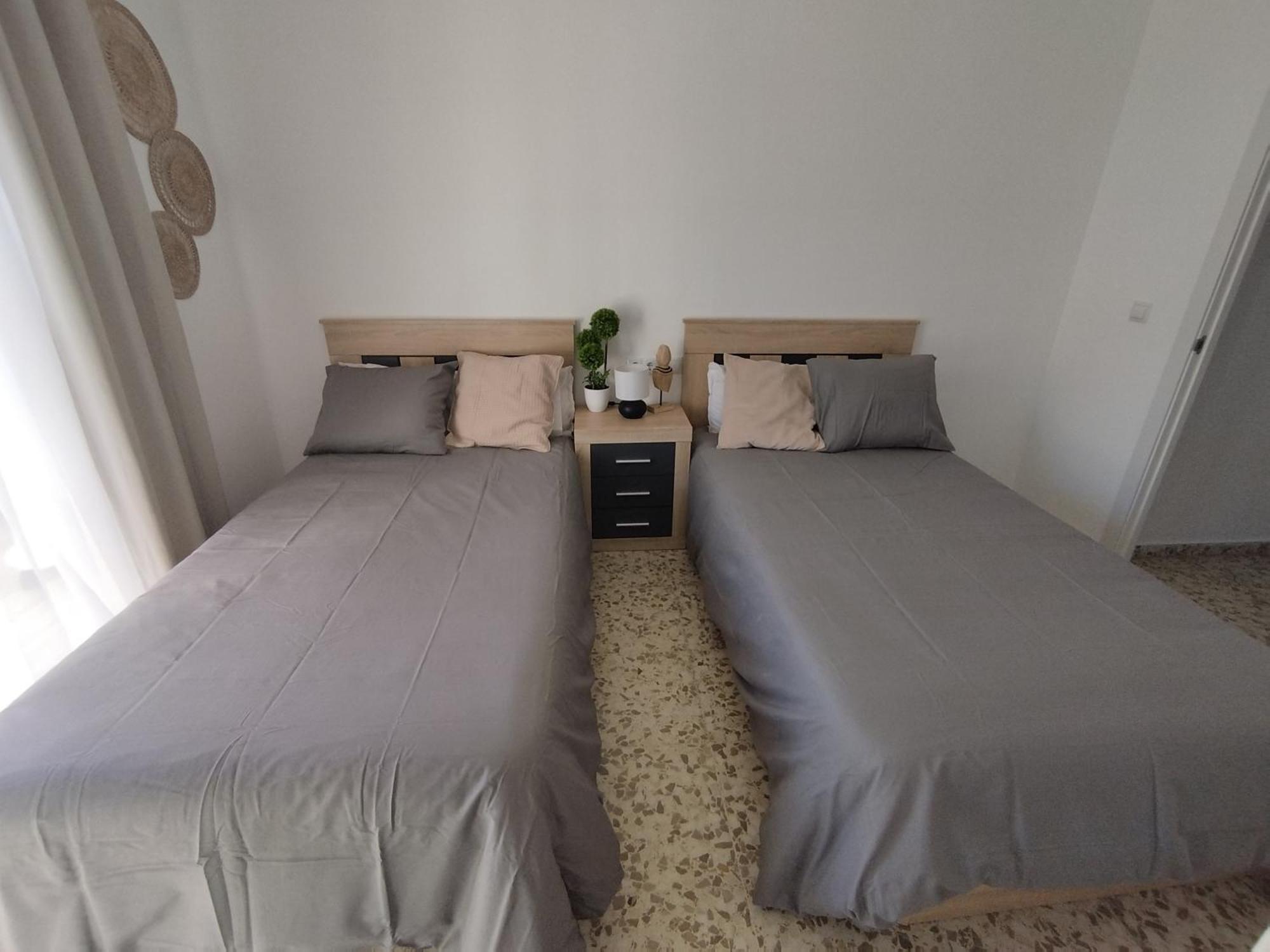 Love Rent4 Malaga Huelin Exterior foto
